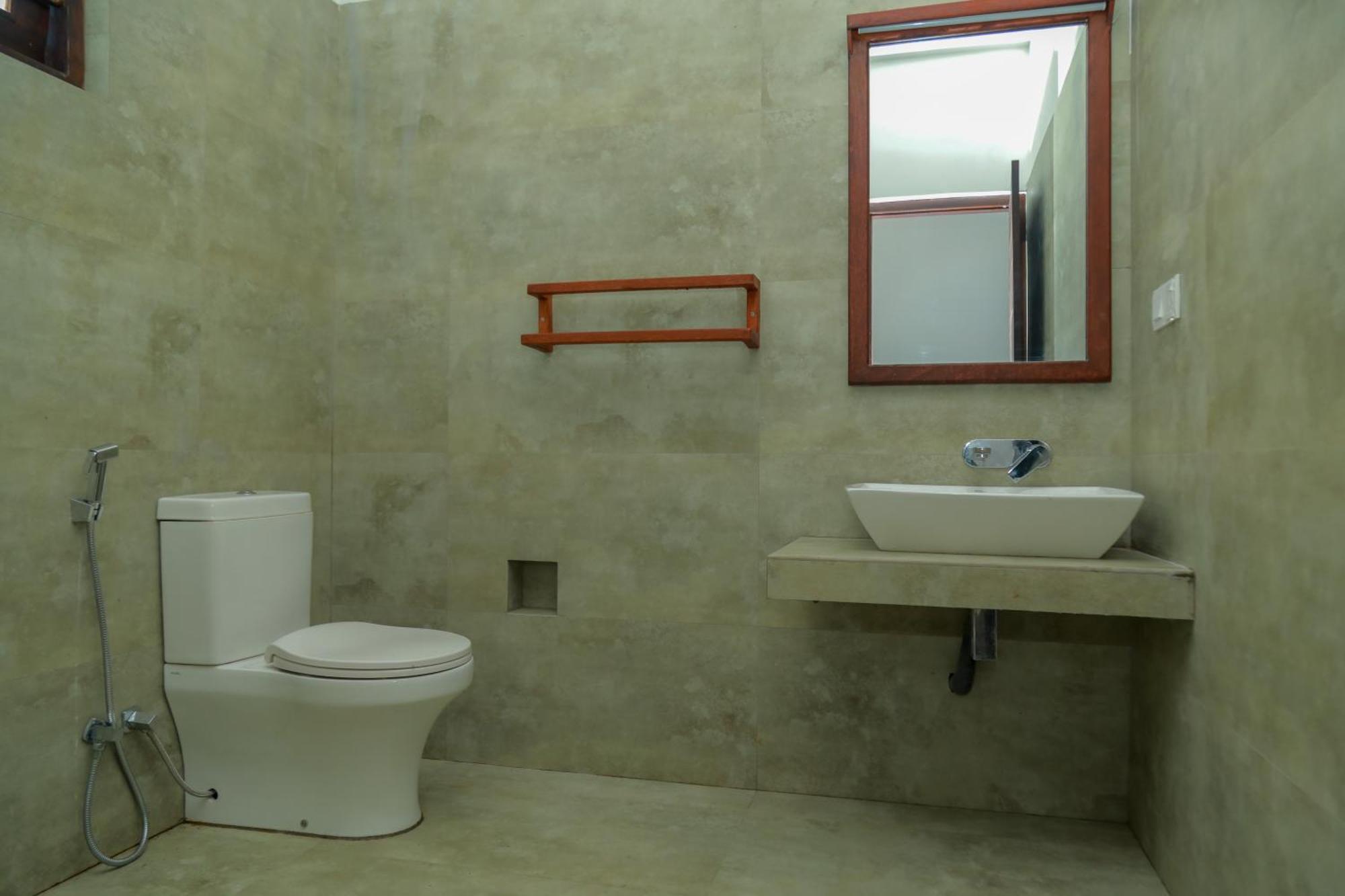 Traveller'S Hotel Hikkaduwa Dış mekan fotoğraf