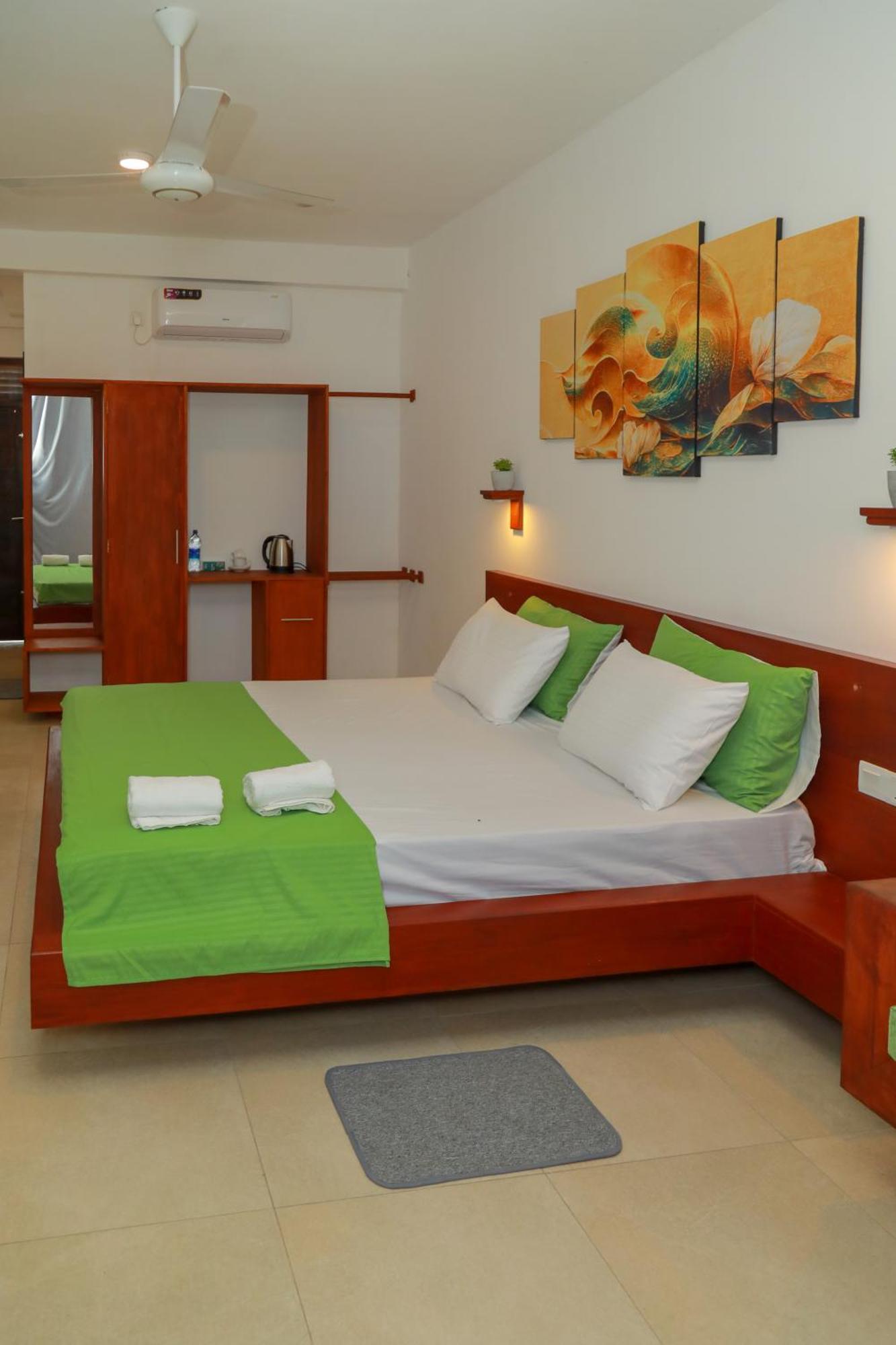 Traveller'S Hotel Hikkaduwa Dış mekan fotoğraf